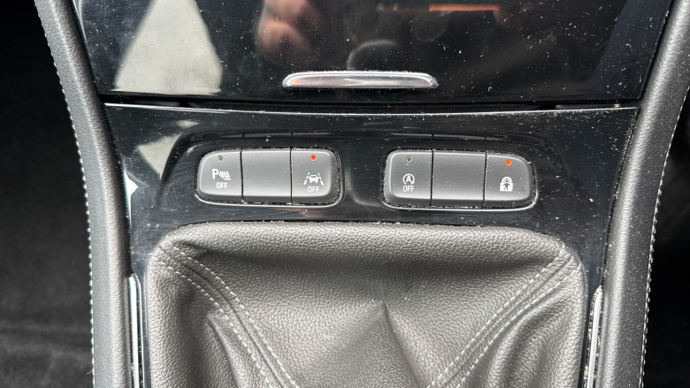 Vauxhall Grandland 1.2 Turbo Ultimate 5dr Petrol Hatchback